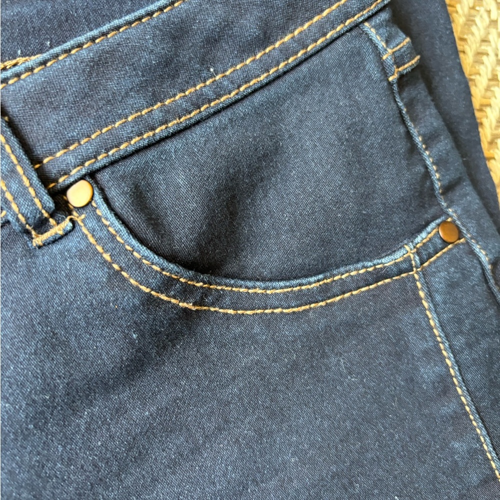 d. jeans NWOT 5 Pocket Jeans Size 16 - Picture 3 of 9